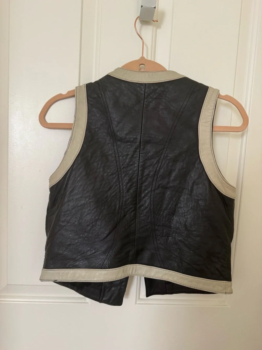 Rem Garson Black Leather Vest with Cream Trim - Picture 2 of 4
